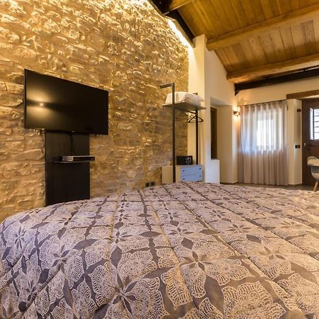 Borgotufi Albergo Diffuso Castel del Giudice Екстер'єр фото